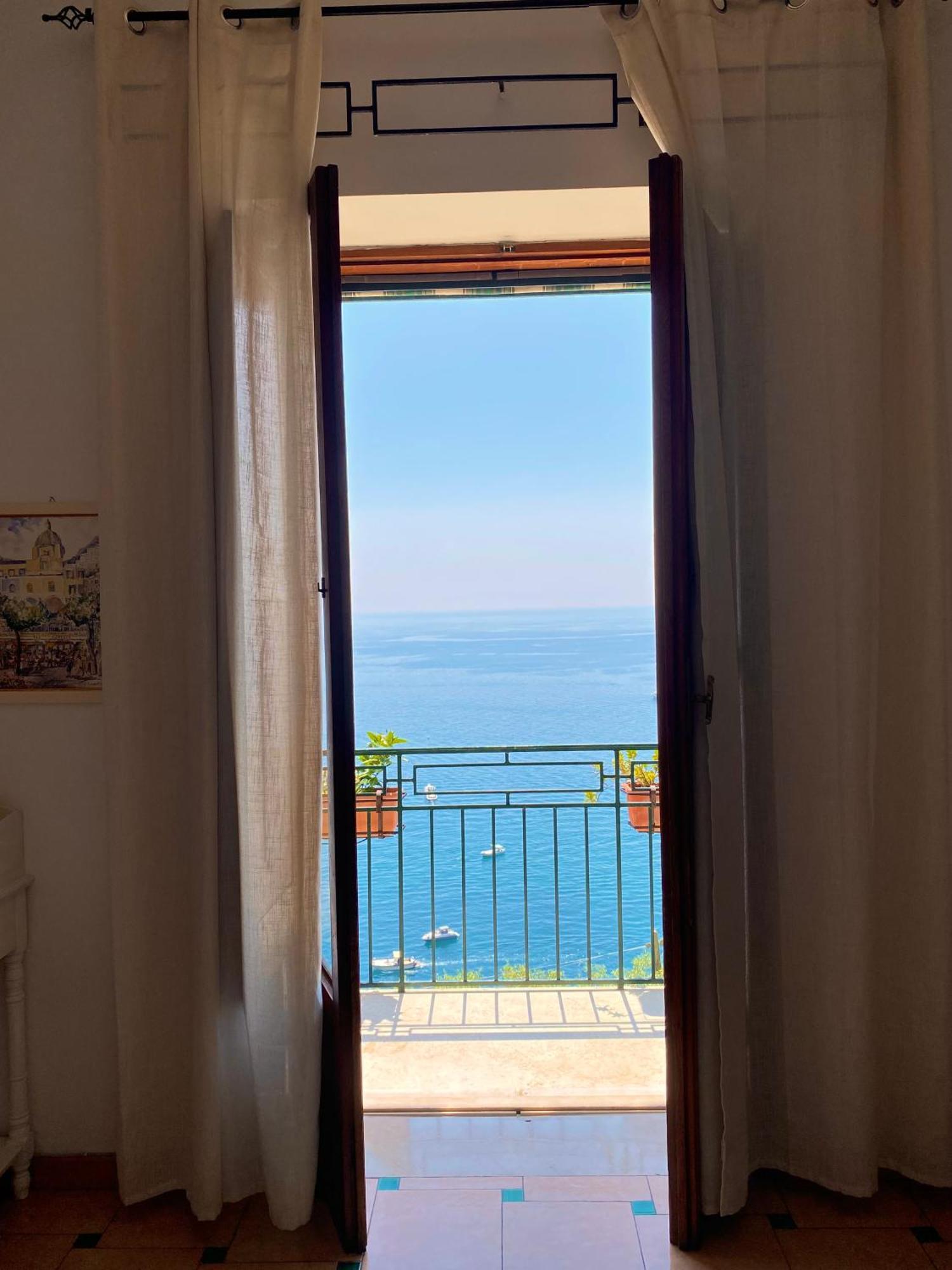 Apartament Positano'S Flats Zewnętrze zdjęcie